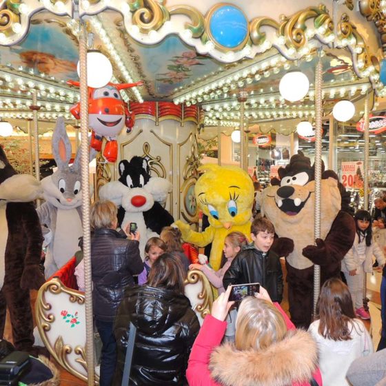 evento-con-Looney-Tunes-al-centro-commerciale-2